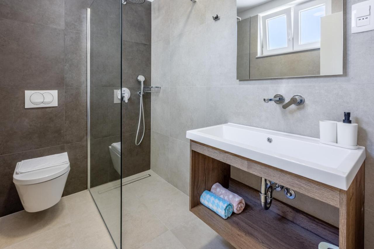 סלצה Luxury Apartments Lovorka 3 & 4***/**** מראה חיצוני תמונה