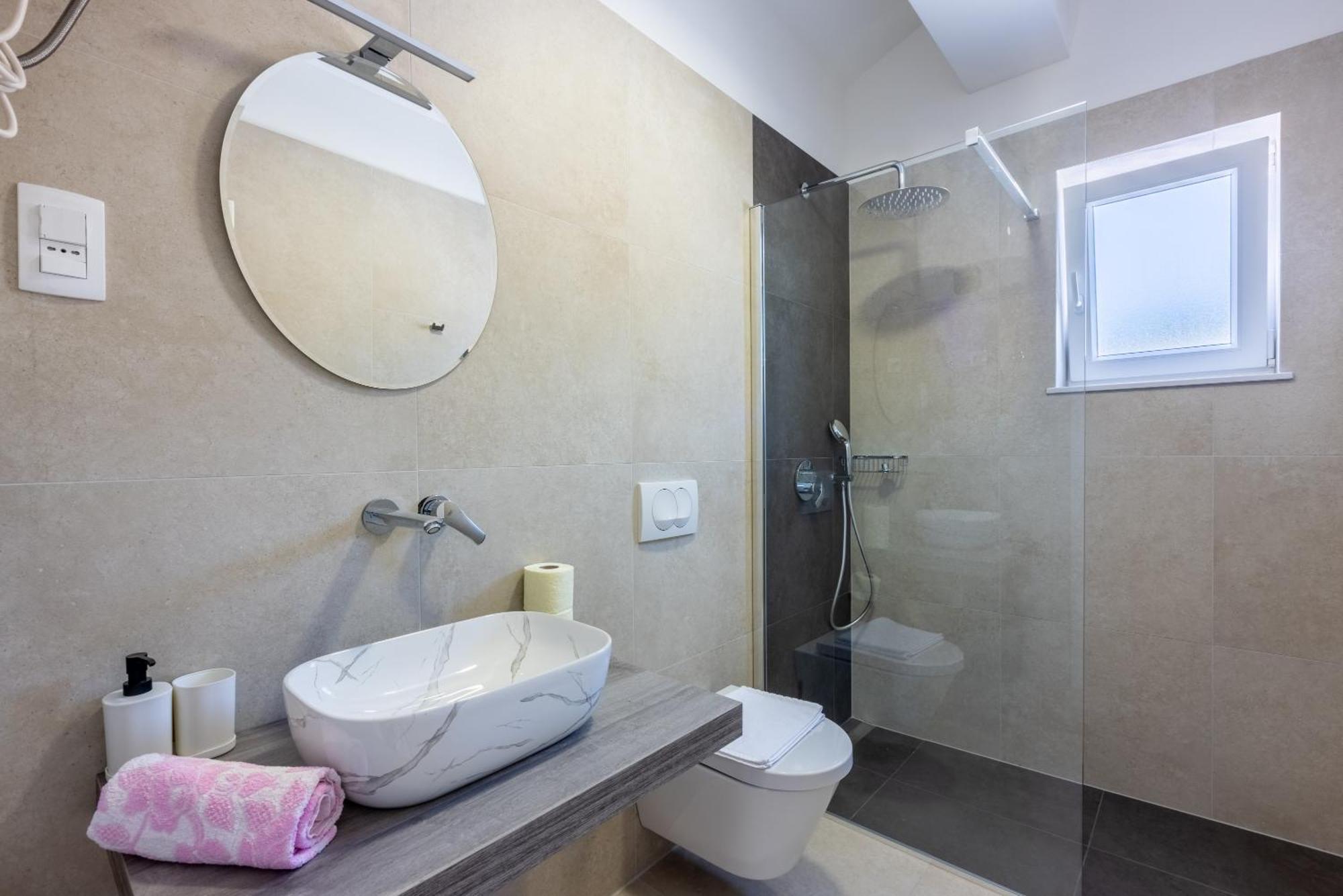 סלצה Luxury Apartments Lovorka 3 & 4***/**** מראה חיצוני תמונה