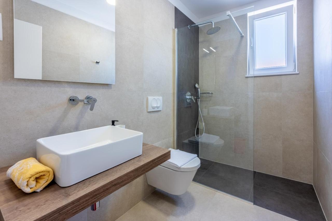 סלצה Luxury Apartments Lovorka 3 & 4***/**** מראה חיצוני תמונה